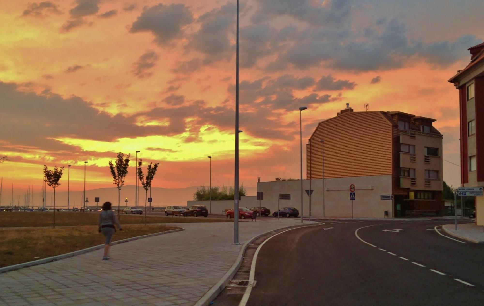 Apartamentos Puerto Basella فيلانويفا دي أروسا المظهر الخارجي الصورة