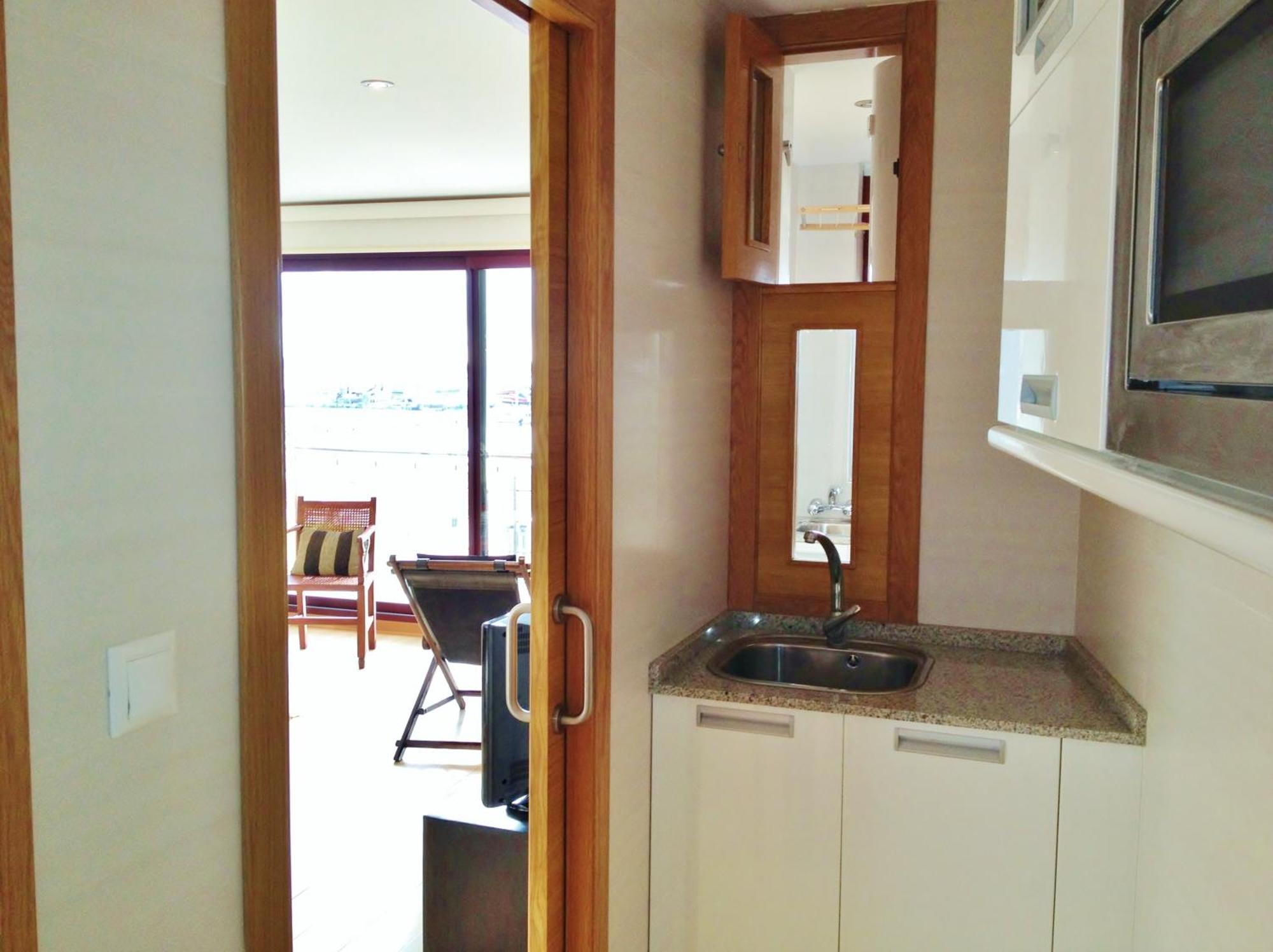 Apartamentos Puerto Basella فيلانويفا دي أروسا المظهر الخارجي الصورة