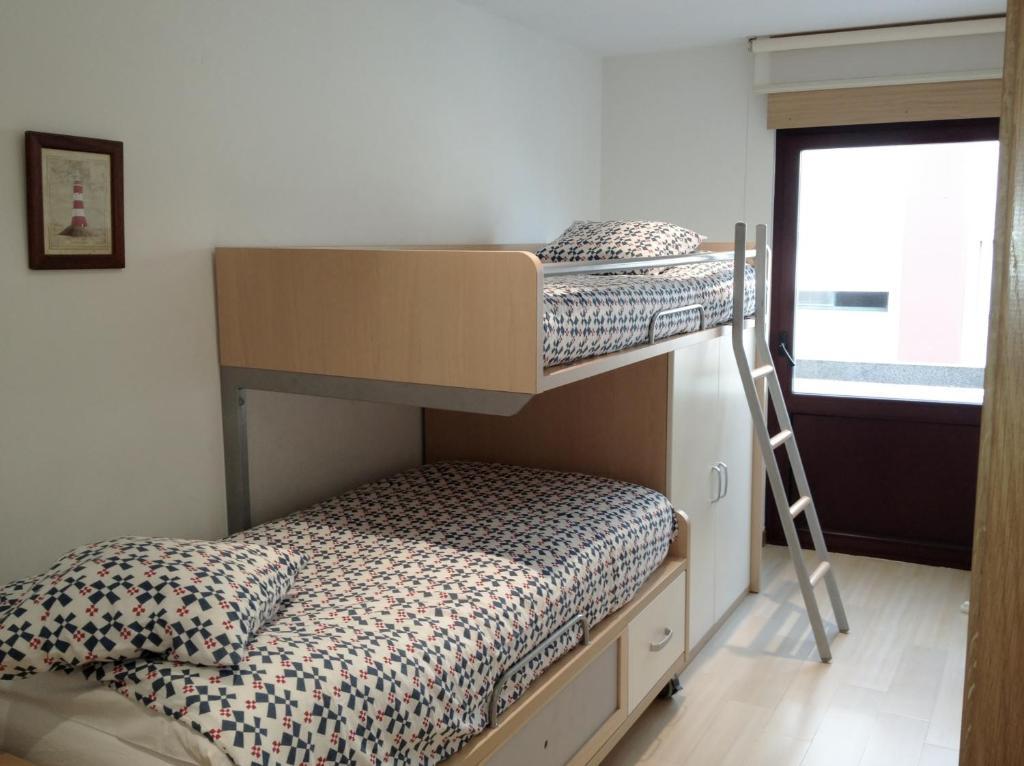 Apartamentos Puerto Basella فيلانويفا دي أروسا الغرفة الصورة