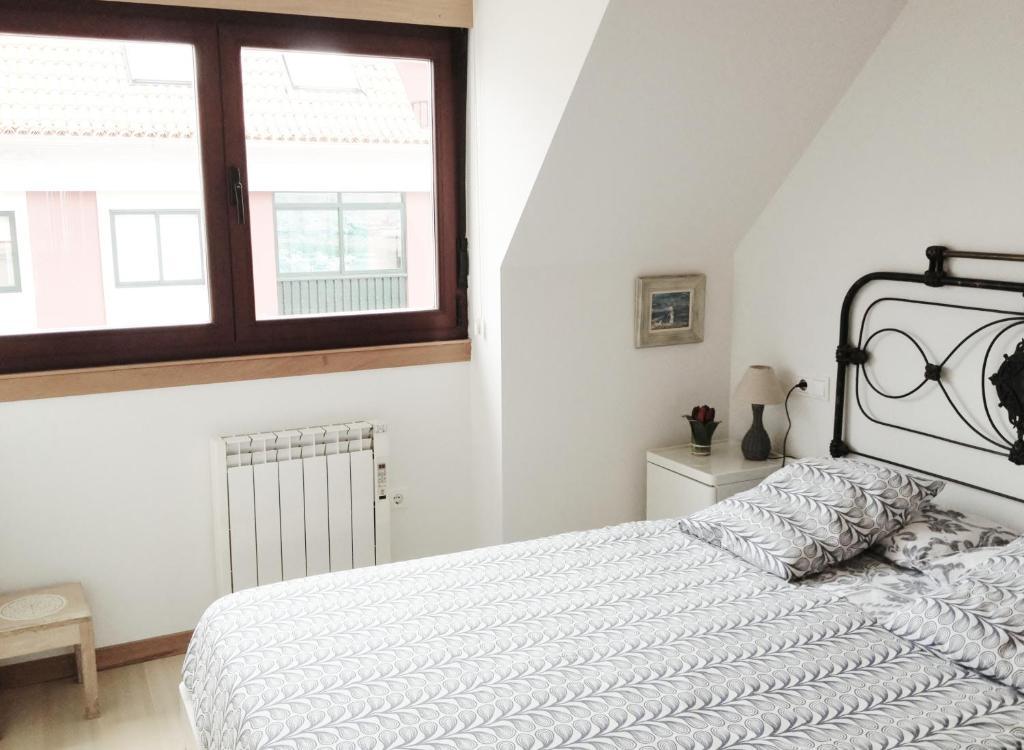 Apartamentos Puerto Basella فيلانويفا دي أروسا الغرفة الصورة